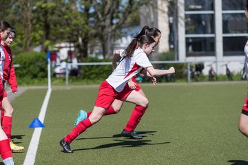 Bild 31 - wCJ Germania Schnelsen - Walddoerfer SV : Ergebnis: 0:6